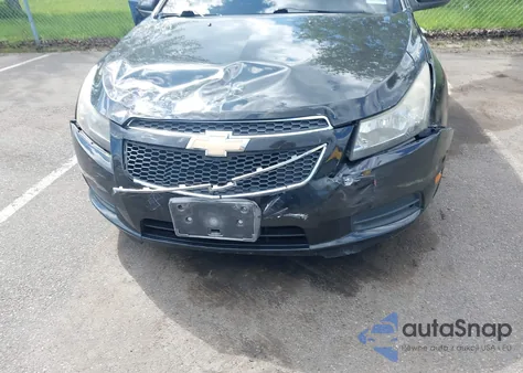 2013 Chevrolet Cruze 1Lt Auto from USA, damaged, VIN 1G1PC5SB2D7223471